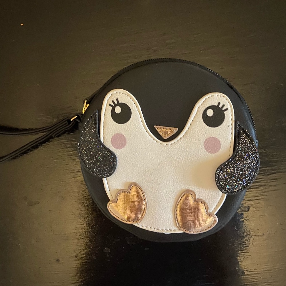 NWOT Betsey Johnson Penguin Wristlet